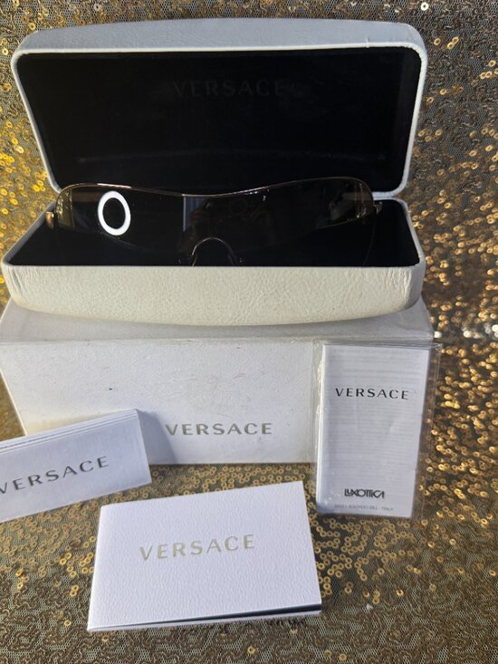 Versace Oversized Shield Sunglasses Brown Tortoise Frame Made in Italy main image 13